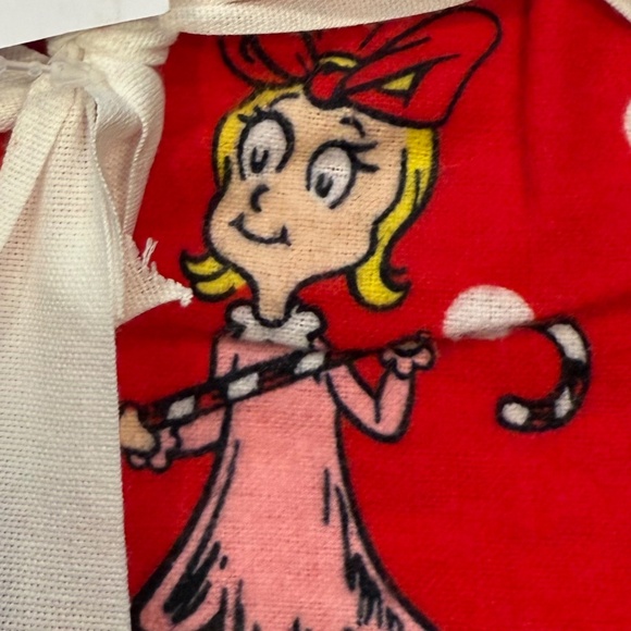 Dr Seuss The Grinch Red Dot Flannel Pajama Set - PB Teen - Picture 5 of 7